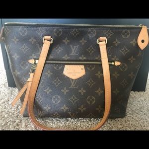 Louis Vuitton Lena PM Monogram canvas
